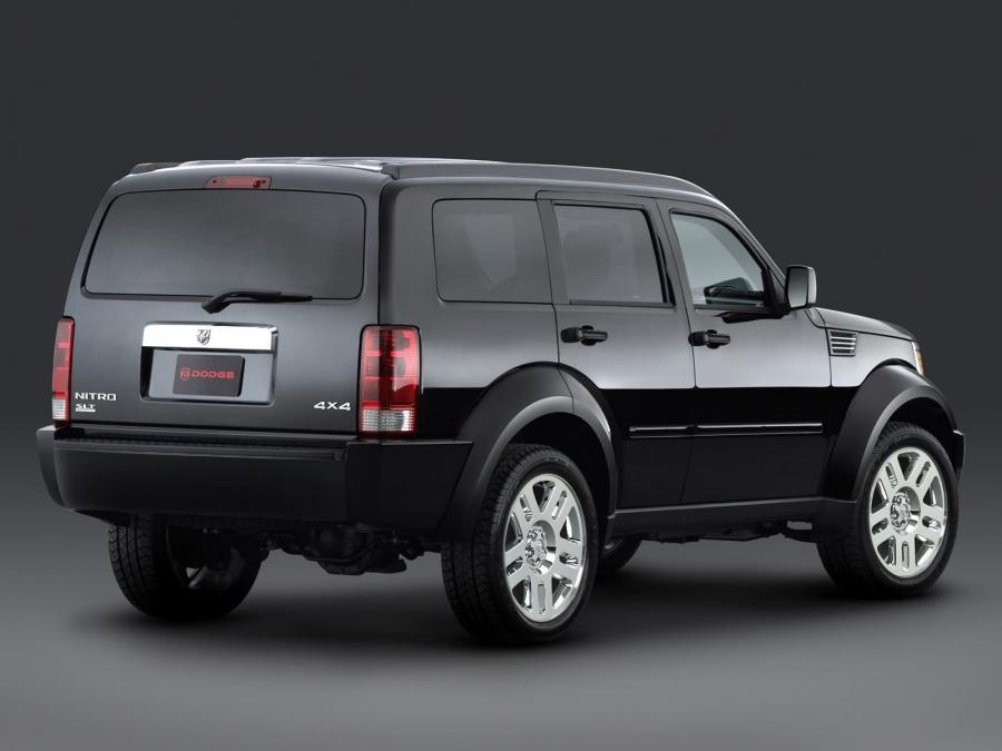  Dodge Nitro SLT 2007 года  (фото 11 из 12)